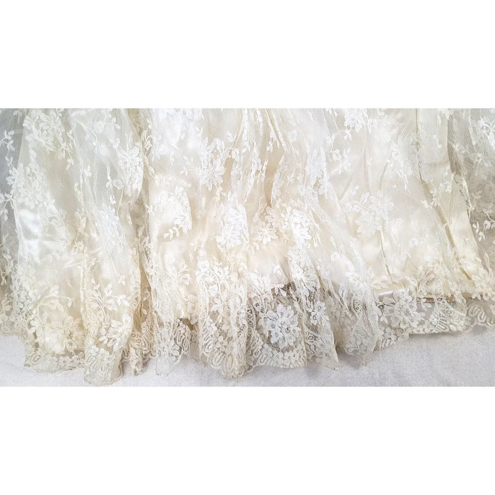 Vintage 1950s Lace Tulle Wedding Dress Illusion Neck Train XS Bridal